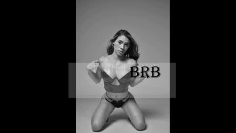 Snapshot of chiara_carter chatting on 01/23/25, 05:13 chiara online show from 01/23/25, 05:13