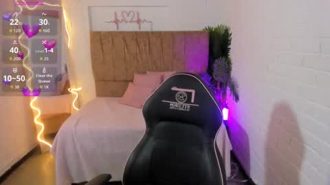 Chiara  online show from 09/26/25, 07:18