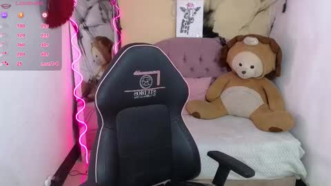 Chiara  online show from 10/28/25, 02:59