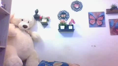 Snapshot of chiarafioree chatting on 10/03/25, 08:28 ChiaraFioree online show from 10/03/25, 08:28