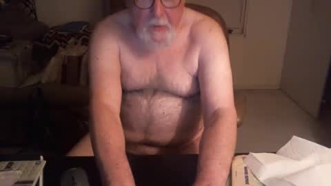 Snapshot of chicagojoe46 chatting on 12/08/24, 04:25 ChicagoJoe online show from 12/08/24, 04:25