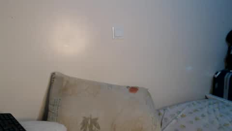 chichie_ online show from 07/11/26, 05:43