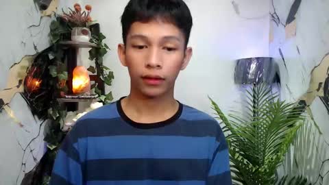 chick_renz online show from 10/09/25, 04:38