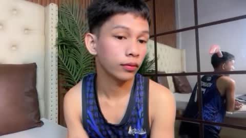 chick_renz online show from 05/30/26, 12:41