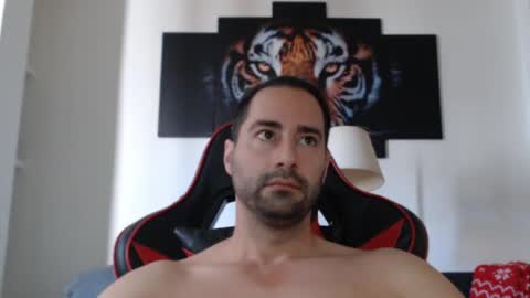 Snapshot of chicosur chatting on 05/13/26, 07:50 Chicosur online show from 05/13/26, 07:50