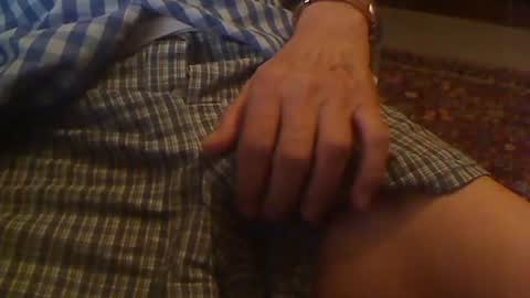 Snapshot of chiguy444 chatting on 06/27/26, 08:58 chiguy444 online show from 06/27/26, 08:58