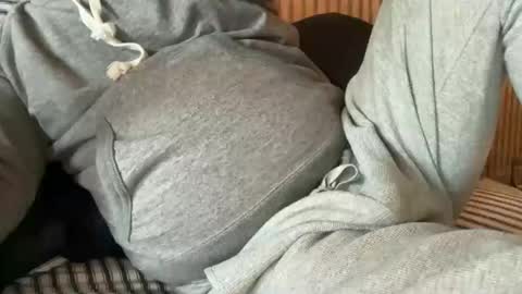 chiguy63v4 online show from 02/13/26, 06:37