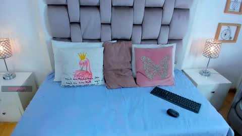 Chiki online show from 10/10/25, 07:57