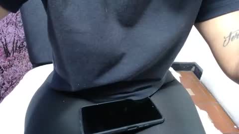 Snapshot of chiky_nastyy chatting on 11/02/25, 03:14 Chikys online show from 11/02/25, 03:14