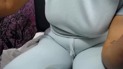 Snapshot of chiky_nastyy chatting on 12/01/25, 03:28 Chikys online show from 12/01/25, 03:28