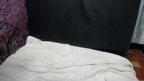 Snapshot of chiky_nastyy chatting on 12/21/25, 03:19 Chikys online show from 12/21/25, 03:19