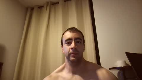 chileno_vergon online show from 11/19/25, 04:01