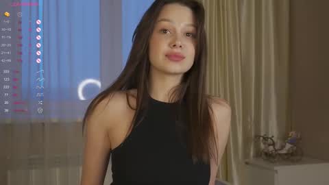 Snapshot of chillgirlll chatting on 12/21/25, 05:47 Nicole online show from 12/21/25, 05:47