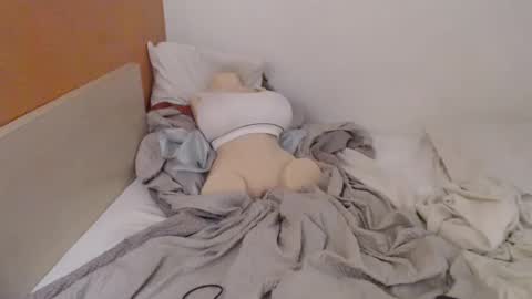 Snapshot of chillguy666 chatting on 01/04/25, 08:39 new toy online show from 01/04/25, 08:39