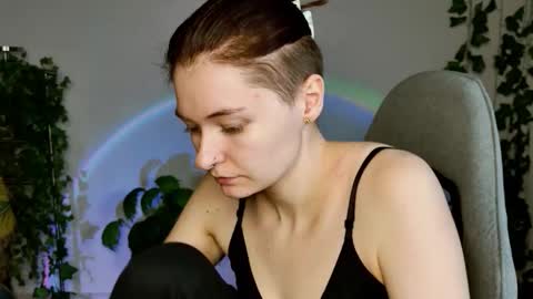 Bella online show from 03/03/26, 09:15