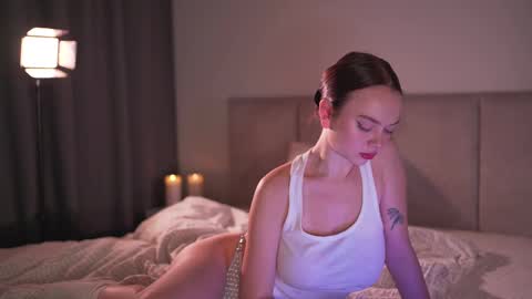 Snapshot of chillwithstacy chatting on 02/18/25, 09:53 chillwithstacy online show from 02/18/25, 09:53