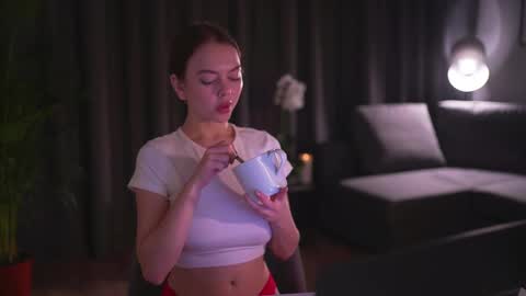 Snapshot of chillwithstacy chatting on 02/25/25, 09:57 chillwithstacy online show from 02/25/25, 09:57