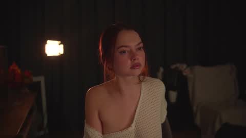 Snapshot of chillwithstacy chatting on 12/18/25, 10:27 chillwithstacy online show from 12/18/25, 10:27