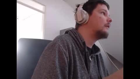 chillzonecam online show from 10/04/25, 10:35