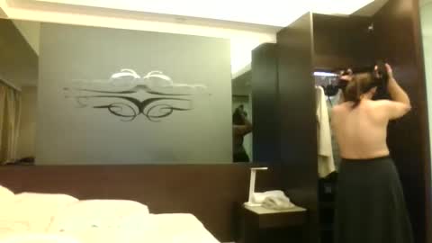 chinesetea1668 online show from 02/17/25, 05:10