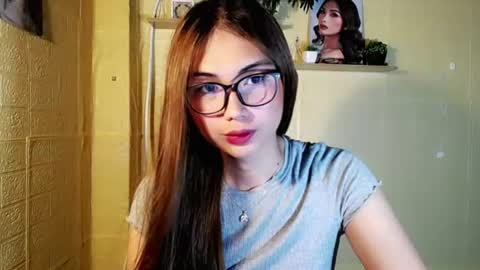 Snapshot of chinitaluxe chatting on 06/25/26, 11:09 Chinita online show from 06/25/26, 11:09