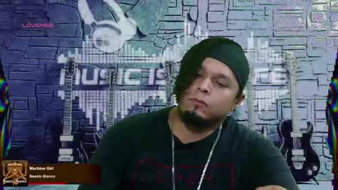 Enrique online show from 03/03/25, 02:26