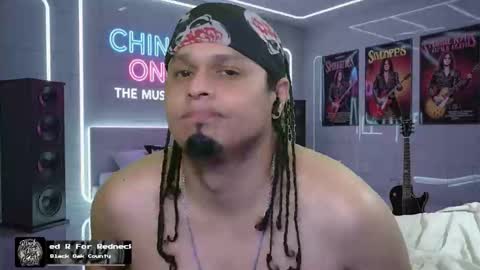 Enrique online show from 10/17/25, 06:43