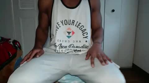 Snapshot of chitownsgod chatting on 03/03/25, 04:24 Antonio Brown online show from 03/03/25, 04:24