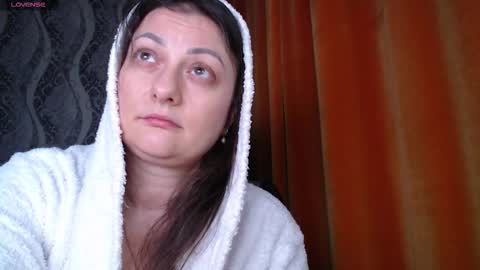 Mira online show from 12/23/25, 01:47