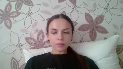 Snapshot of chloe45673 chatting on 06/01/26, 09:33 chloe45673 online show from 06/01/26, 09:33