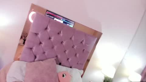 Chloe online show from 01/23/25, 08:04