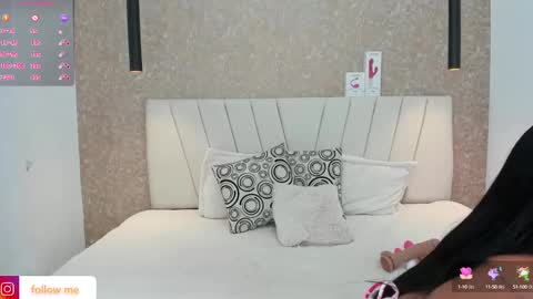 Abby 19 years online show from 03/12/25, 06:33