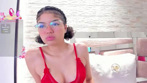 Snapshot of chloe_cortez chatting on 01/16/26, 10:52 chloe online show from 01/16/26, 10:52