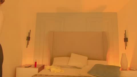 Chloe online show from 04/13/26, 12:10