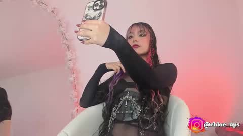Chloe  online show from 02/01/26, 04:33