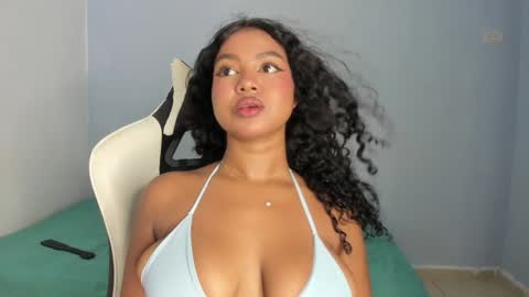 chloe online show from 12/26/24, 08:32