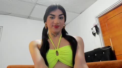 Snapshot of chloe_evanx_ chatting on 01/17/25, 07:16 Chloe Evanx  online show from 01/17/25, 07:16
