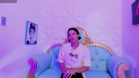 chloe online show from 11/21/25, 09:57