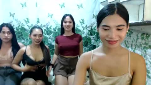 chloe and harlot online show from 06/15/26, 02:52