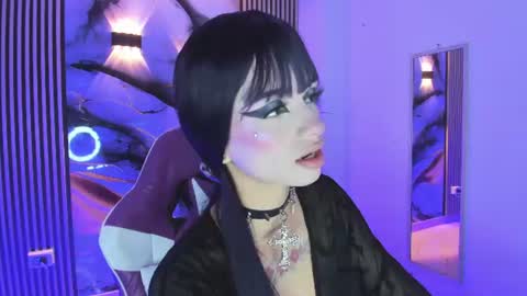 chloe_jacksonn online show from 06/18/26, 05:06