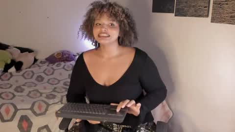 chloe_kisses online show from 04/06/26, 11:33