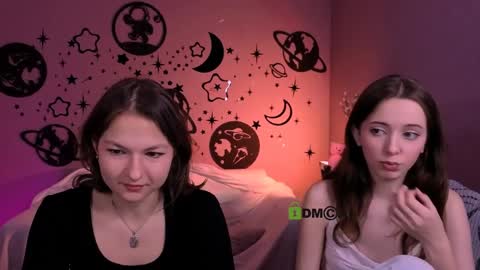 chloe_ley online show from 04/08/26, 01:00