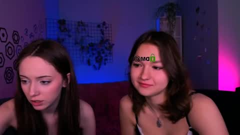 chloe_ley online show from 04/19/26, 07:16