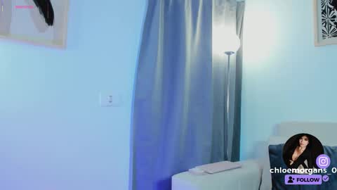 chloe online show from 12/03/25, 01:42