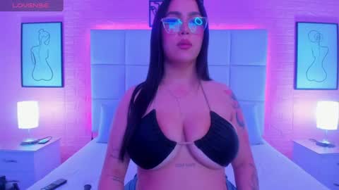 Snapshot of chloe_parker_ chatting on 07/07/26, 06:47 cloe online show from 07/07/26, 06:47