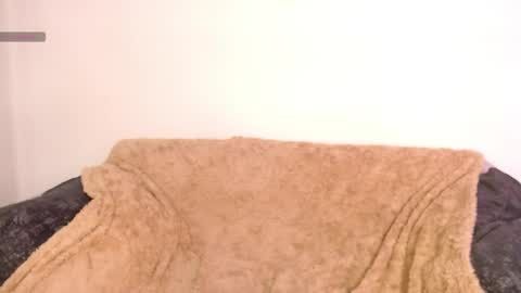 chloe_peach_ online show from 05/15/26, 12:01