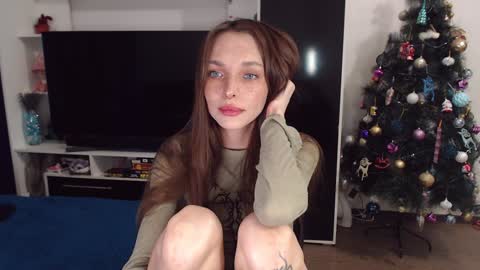 Chloe online show from 12/26/24, 11:54