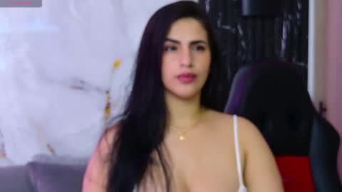 chloe online show from 03/19/26, 10:19