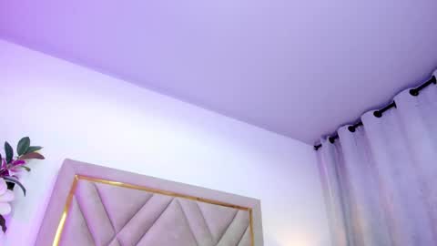 chloe_wilson7 online show from 10/17/25, 01:53