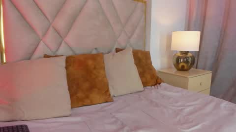 chloe_wilson7 online show from 02/21/26, 02:23